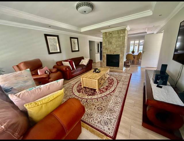 4 BEDROOM HOUSE FOR SALE IN VANDERBIJLPARK SE 4